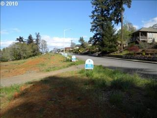 3197 Hidden Valley Dr, Salem, OR 97304-2319
