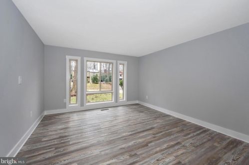 10402 Great Arbor Dr, Rockville MD  20854-4215 exterior