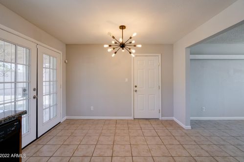 18025 33rd Ave, Phoenix AZ  85053-1648 exterior