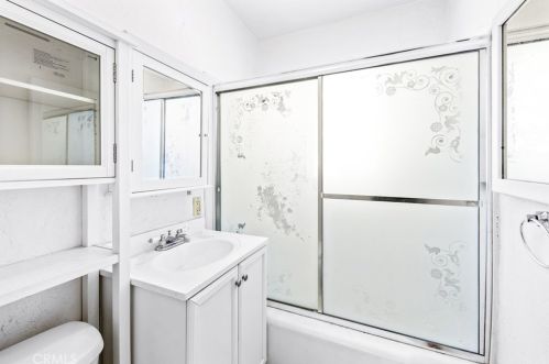 15151 Bellflower Blvd, Bellflower CA 90706-5464 exterior