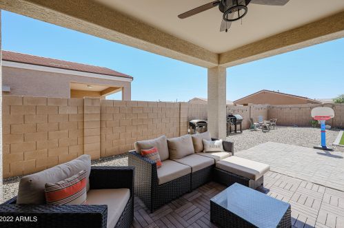 4022 81 Dr, Phoenix AZ 85043-1561 exterior