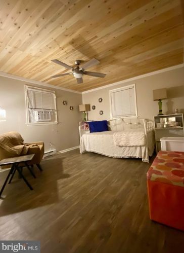 207 Filbert St, Hanover PA 17331-2343 exterior