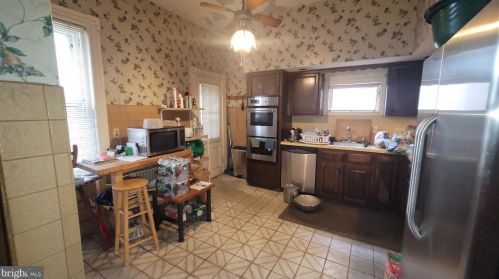 359 Hamilton Ave, Trenton NJ 08609-2711 exterior