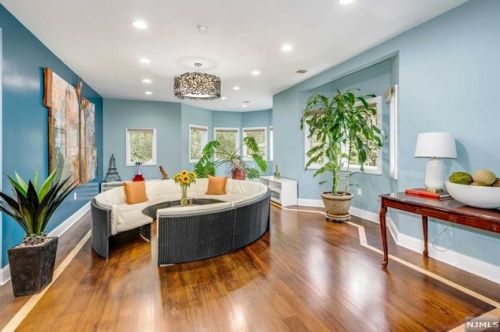 3 Pne Ter, Demarest NJ 07627-1214 exterior