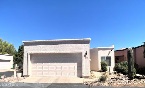 1748 Rio Mayo, Green Valley, AZ 85614-3975
