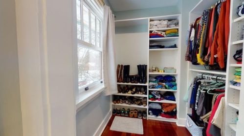 215 Swissvale Ave, Pittsburgh PA 15221-2404 exterior