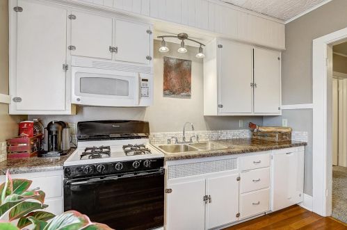 413 5 St, Watertown WI 53094-3805 exterior