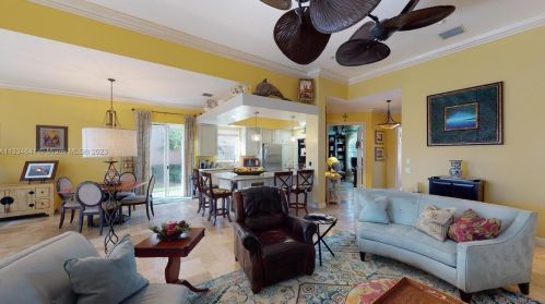 11269 Northland Dr, Fort Pierce FL 34987-1942 exterior