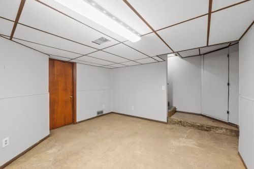 76 Montclair Ave, Pittsburgh PA 15229-1754 exterior