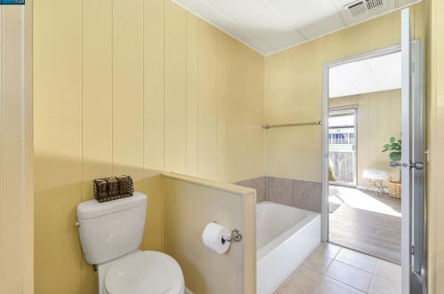 45 Terrace Dr, Concord CA 94518-2046 exterior