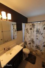 5912 69th St, Omaha NE  68104-1014 exterior