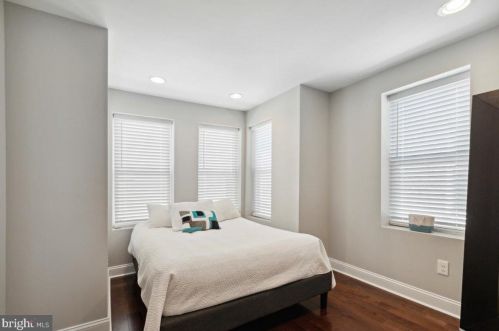 1304 18 St, Philadelphia PA 19140-1015 exterior