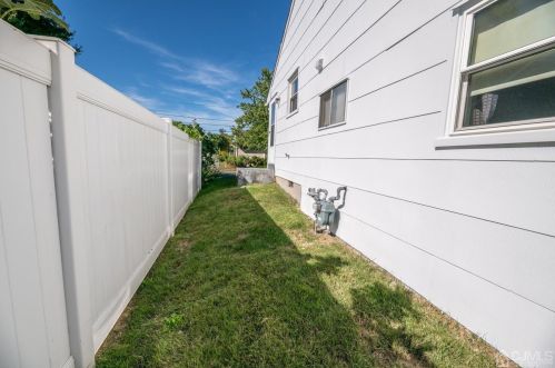 15 Sims Rd, Edison NJ 08817-3034 exterior