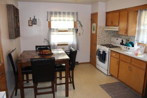 3448 44th St, Milwaukee, WI 53216-3520