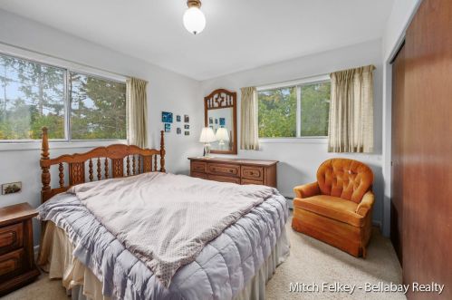 4145 Bradford St, Grand Rapids MI 49503-1638 exterior