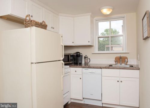 449 Chestnut St, Lancaster PA 17603-3400 exterior