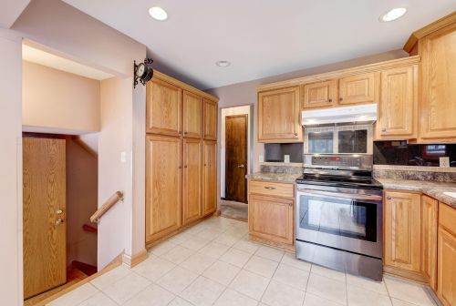 300 80, Milwaukee WI 53214-4548 exterior