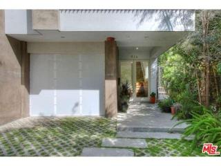 926 Tularosa Dr, Los Angeles CA  90026-2726 exterior