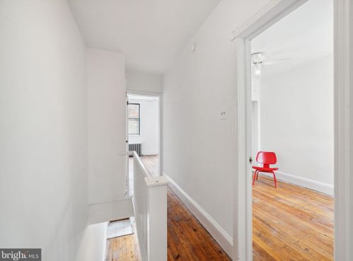 1127 Daly St, Philadelphia PA  19148-3018 exterior