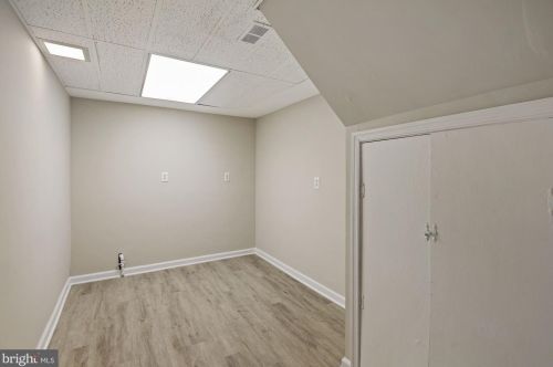 10300 Insley St, Silver Spring MD  20902-4931 exterior