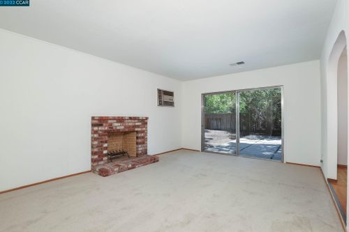 1930 Whitman Rd, Concord CA 94518-3329 exterior