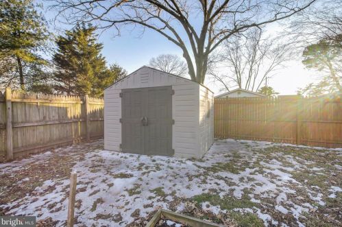 713 Marley Ave, Glen Burnie MD 21060-6952 exterior