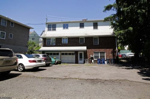 55 8 St, Paterson NJ 07506-3609 exterior