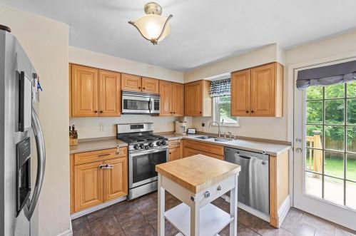 228 Elm St, Pittsburgh PA  15122-1531 exterior