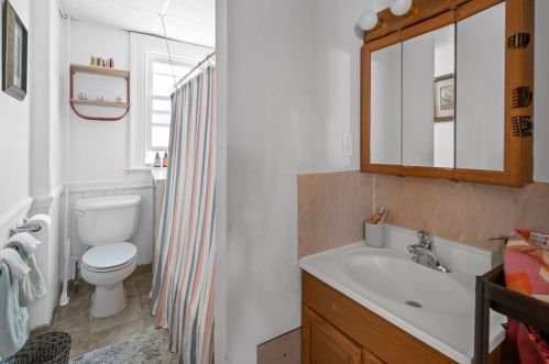 68 Linden St, Brookline MA 02445-7841 exterior