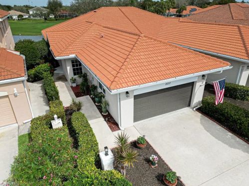 2037 Crestview Way, Naples FL 34119-3306 exterior