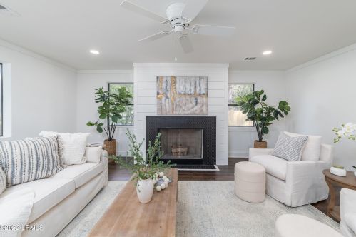 80 Shults Rd, Bluffton SC 29910-6013 exterior