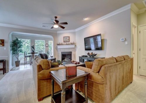 11709 Cherisse Dr, Austin TX  78739-1949 exterior