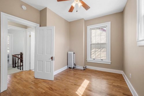 945 Jenifer St, Madison WI  53703-3521 exterior