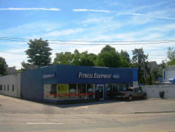 32 Needham St, Newton, MA 02461-1616