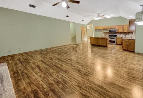 7206 Anaqua Dr, Austin TX 78750-7929 exterior