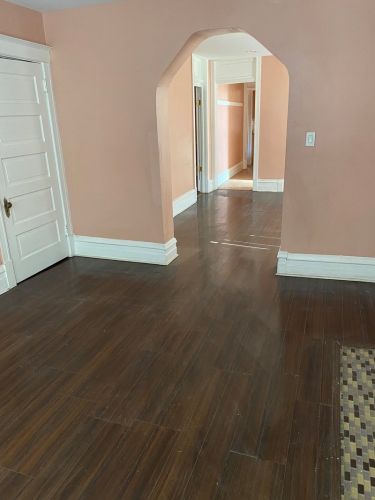 6805 Champlain Ave, Chicago IL 60637-4114 exterior