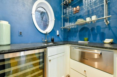 105 Myrtle St, Boston MA exterior