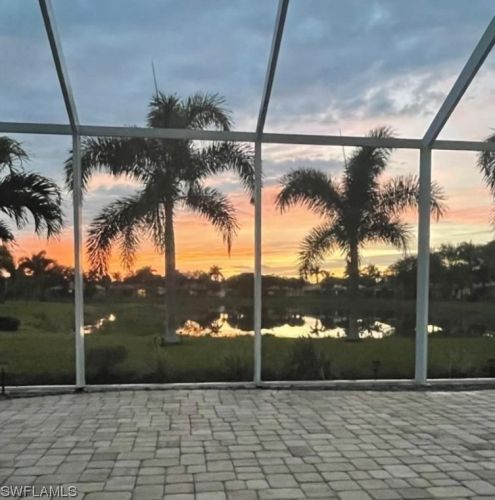 14477 Grapevine Dr, Naples, FL 34114-8679