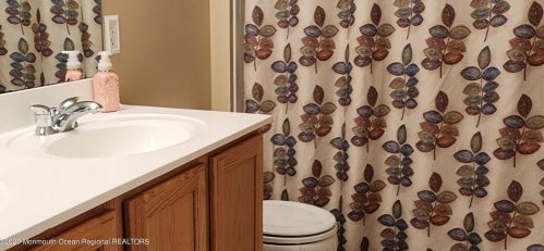 421 Virginia Ave, Berkeley Township NJ 08721-2318 exterior