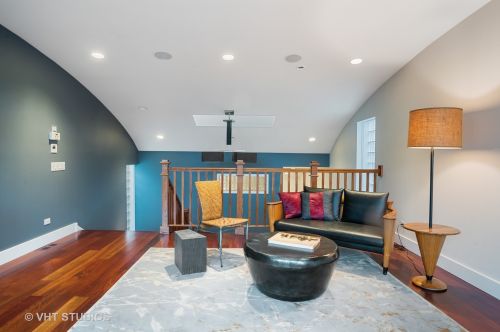 1708 Winnemac Ave, Chicago IL 60706-3427 exterior