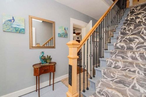 514 Kalamazoo St, Paw Paw MI 49079-1130 exterior