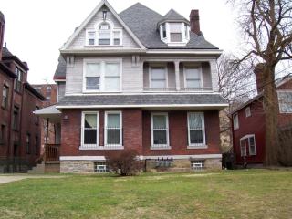 333 Morewood Ave, Pittsburgh PA  15213-1811 exterior