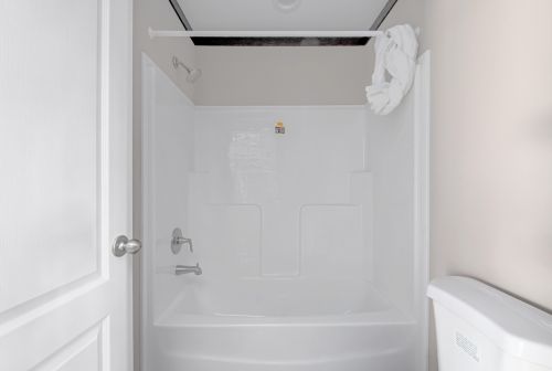 498 Arbour St, Defuniak Springs FL 32433-4897 exterior