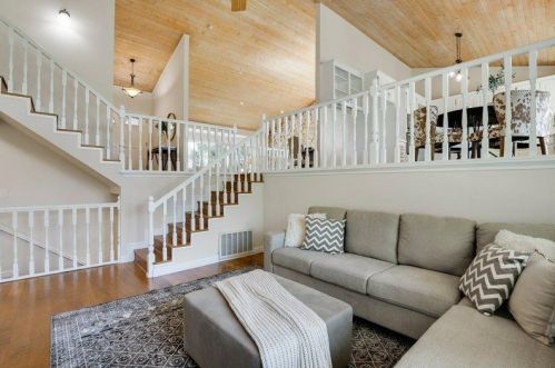 7217 Pne Grv Way, Folsom CA 95630-1952 exterior