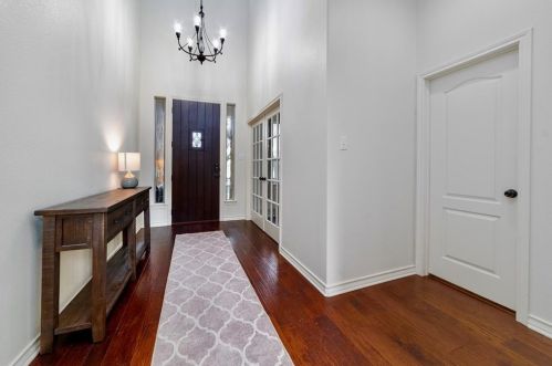 2907 Chisholm Trl, Austin TX  78734-2413 exterior