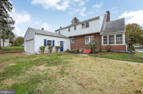 31 Graisbury Ave, Camden NJ 08106-2035 exterior