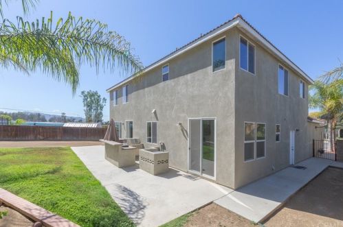 1580 Mendocino Way, Perris CA 92571-3751 exterior