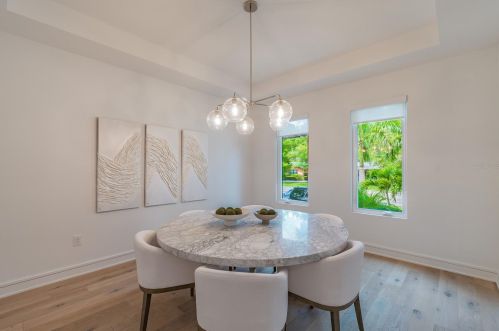 503 Davis Blvd, Tampa FL 33606-4012 exterior