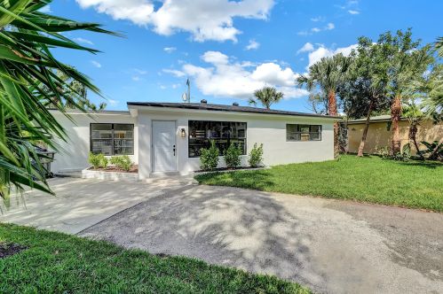 235 20 St, Boca Raton FL 33431-8013 exterior