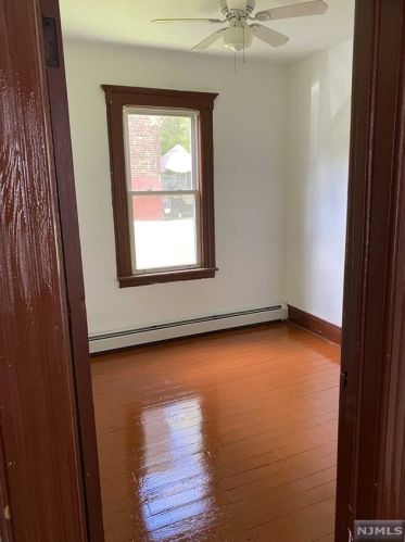 112 Summit Ave, Outwater NJ 07026-2813 exterior